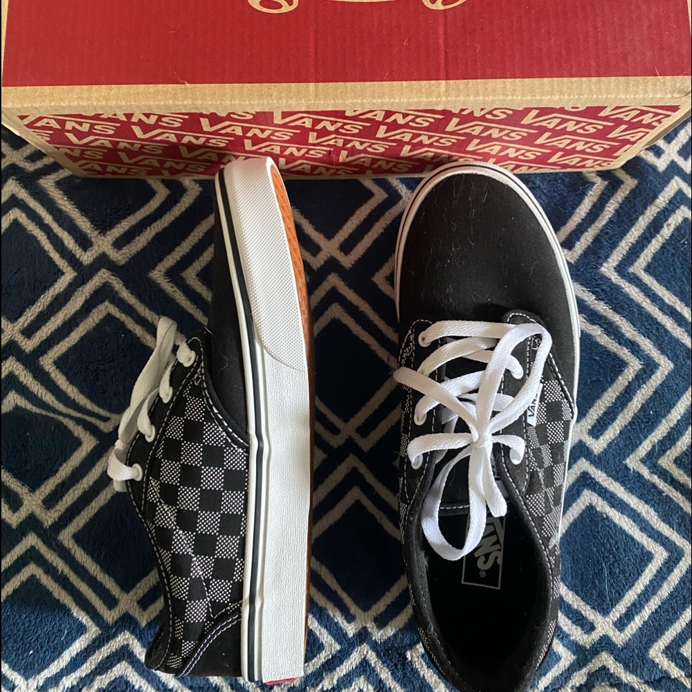 Vans size 7 Black&Grey checkers